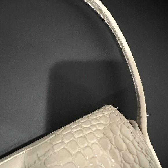 THE CURATED Mini Shoulder Bag in Cream mock croc - Picture 8 of 13